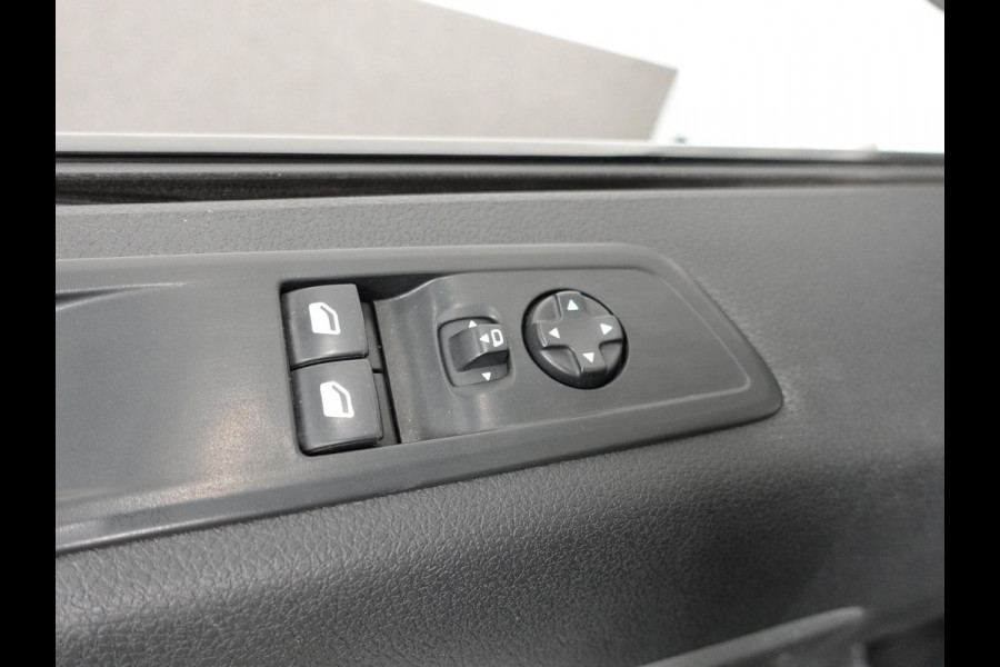 Peugeot Expert Long Dubbele Cabine Asphalt L3 2.0 HDi 120pk Aut. Airco Navi Carplay Cruise Control Trekhaak Imperiaal Lang Luxe Dubbele Cabine