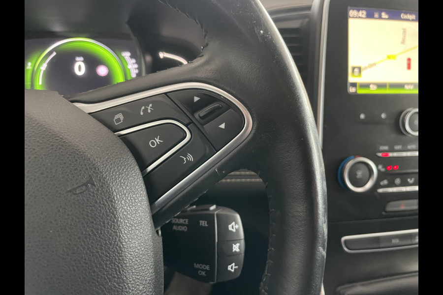 Renault Scénic 1.2 TCe Intens Airco - Cruise control - Parkeersensoren voor en achter - Navigatiesysteem - Lederen/stof bekleding - Mistlampen voor - Stuur multifunctioneel