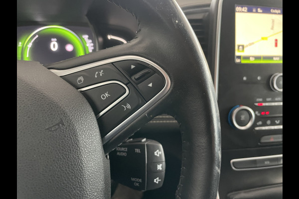 Renault Scénic 1.2 TCe Intens Airco - Cruise control - Parkeersensoren voor en achter - Navigatiesysteem - Lederen/stof bekleding - Mistlampen voor - Stuur multifunctioneel