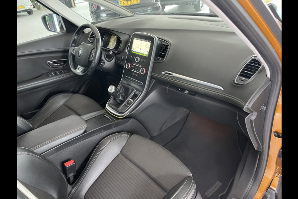 Renault Scénic 1.2 TCe Intens Airco - Cruise control - Parkeersensoren voor en achter - Navigatiesysteem - Lederen/stof bekleding - Mistlampen voor - Stuur multifunctioneel