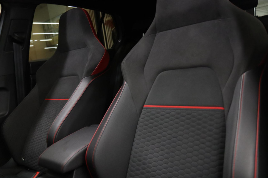 Volkswagen Golf 2.0 TSI GTI CLUBSPORT /PANO/NAVI/DODEHOEK/LANEASSIST/ACC/CAM/CARPLAY/IQ-LIGHT/VOLL