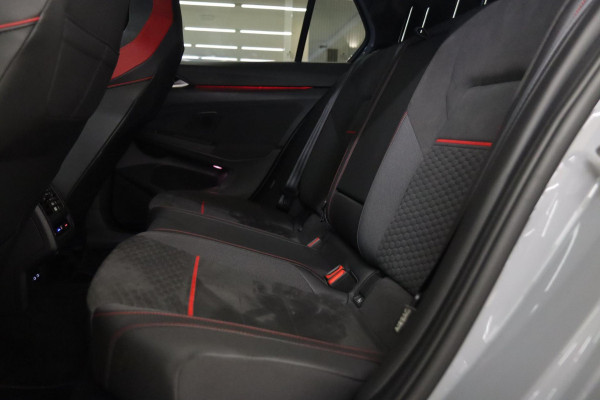 Volkswagen Golf 2.0 TSI GTI CLUBSPORT /PANO/NAVI/DODEHOEK/LANEASSIST/ACC/CAM/CARPLAY/IQ-LIGHT/VOLL