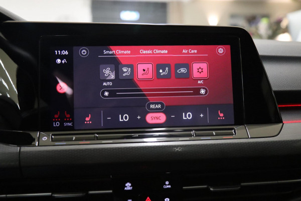 Volkswagen Golf 2.0 TSI GTI CLUBSPORT /PANO/NAVI/DODEHOEK/LANEASSIST/ACC/CAM/CARPLAY/IQ-LIGHT/VOLL