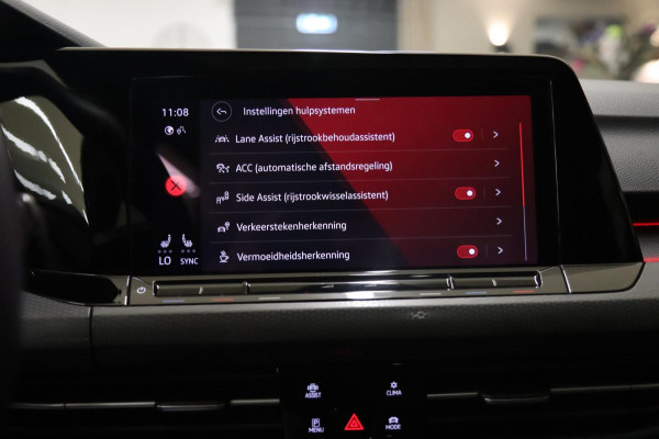 Volkswagen Golf 2.0 TSI GTI CLUBSPORT /PANO/NAVI/DODEHOEK/LANEASSIST/ACC/CAM/CARPLAY/IQ-LIGHT/VOLL