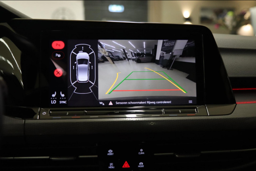 Volkswagen Golf 2.0 TSI GTI CLUBSPORT /PANO/NAVI/DODEHOEK/LANEASSIST/ACC/CAM/CARPLAY/IQ-LIGHT/VOLL