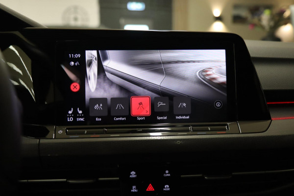 Volkswagen Golf 2.0 TSI GTI CLUBSPORT /PANO/NAVI/DODEHOEK/LANEASSIST/ACC/CAM/CARPLAY/IQ-LIGHT/VOLL