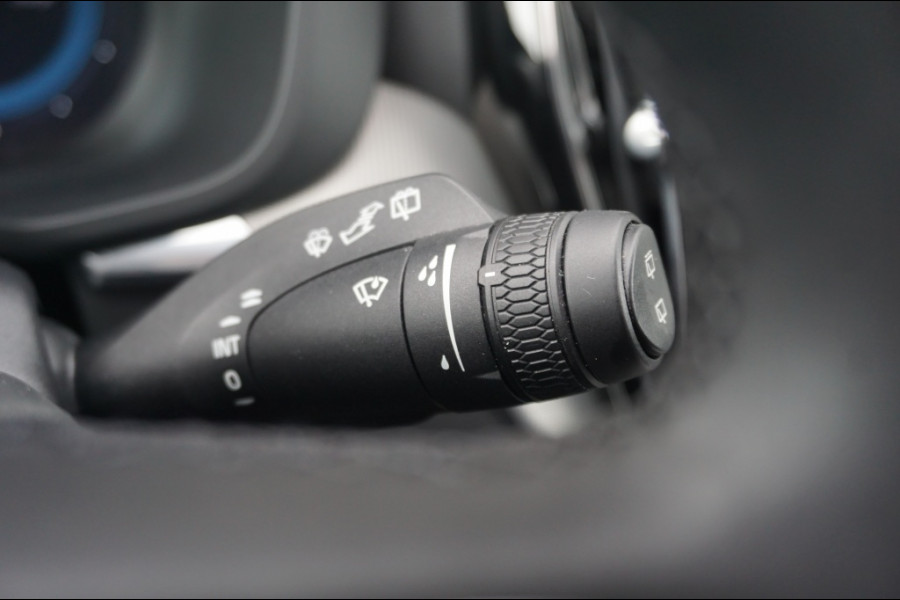 Volvo XC60 350PK T6 AWD Black Edition TREKHAAK | 360° CAMERA | SCHUIFDAK!