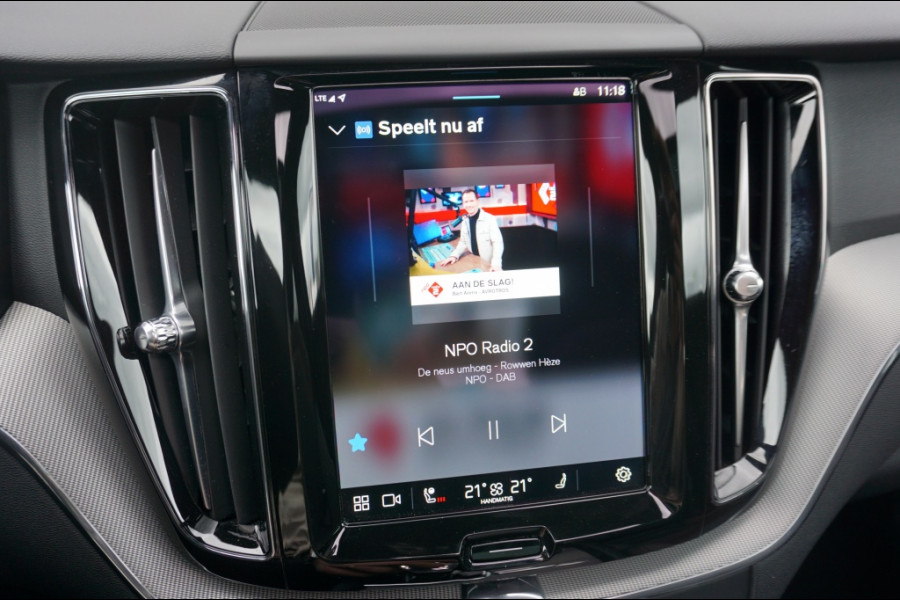 Volvo XC60 350PK T6 AWD Black Edition TREKHAAK | 360° CAMERA | SCHUIFDAK!