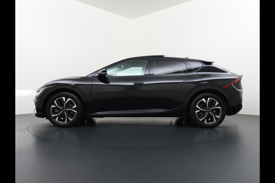Kia Ev6 GT-Line 77.4 kWh VAN: 41.900,- VOOR 37.877,- UW HERFSTVOORDEEL: 4.023,- | FABRIEKSGARANTIE T/M 10-2030 OF 150.000KM | 1e EIG. | DEALER ONDERHOUDEN | TOPSTAAT