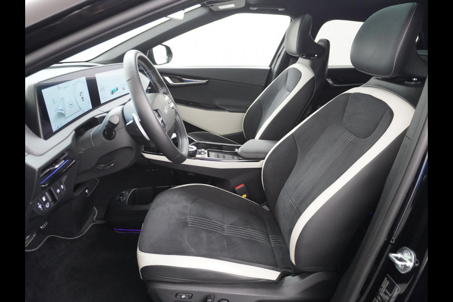 Kia Ev6 GT-Line 77.4 kWh VAN: 41.900,- VOOR 37.877,- UW HERFSTVOORDEEL: 4.023,- | FABRIEKSGARANTIE T/M 10-2030 OF 150.000KM | 1e EIG. | DEALER ONDERHOUDEN | TOPSTAAT