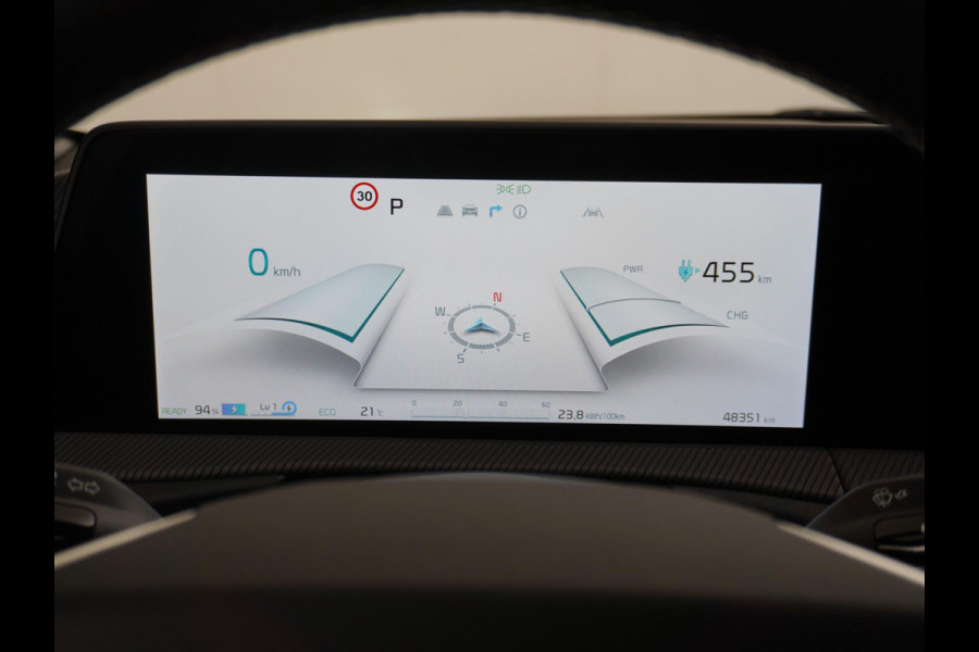 Kia Ev6 GT-Line 77.4 kWh VAN: 41.900,- VOOR 37.877,- UW HERFSTVOORDEEL: 4.023,- | FABRIEKSGARANTIE T/M 10-2030 OF 150.000KM | 1e EIG. | DEALER ONDERHOUDEN | TOPSTAAT