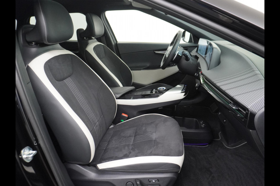 Kia Ev6 GT-Line 77.4 kWh VAN: 41.900,- VOOR 37.877,- UW HERFSTVOORDEEL: 4.023,- | FABRIEKSGARANTIE T/M 10-2030 OF 150.000KM | 1e EIG. | DEALER ONDERHOUDEN | TOPSTAAT