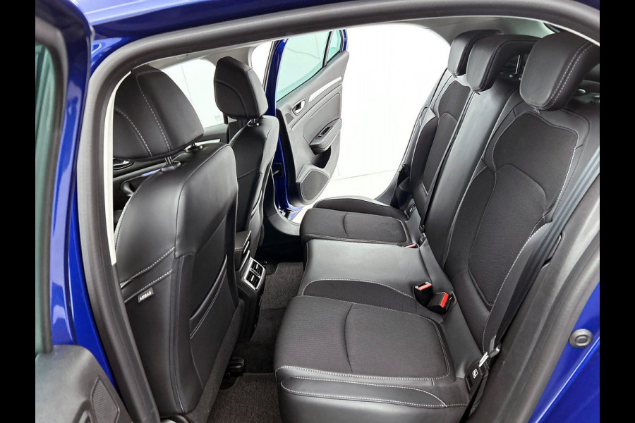 Renault Mégane 1.3 TCe 130PK AUTOM. Intens CRUISE NAVI LED CARPLAY