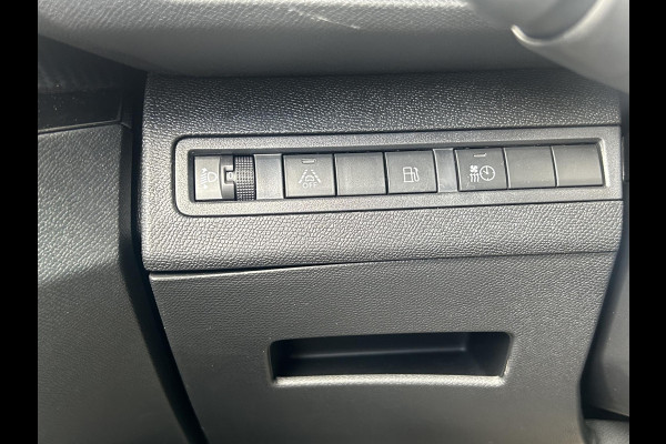 Peugeot 3008 1.6 HYbrid 225 Active Pack