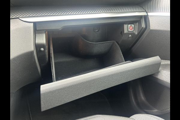 Peugeot 3008 1.6 HYbrid 225 Active Pack