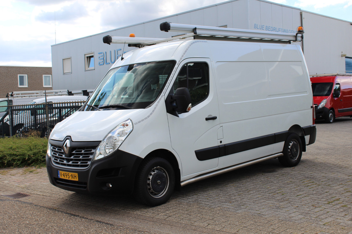 Renault Master T35 2.3 dCi 130PK Euro6 L2H2 ✓ airco ✓ imperiaal ✓ Trekhaak 2500KG