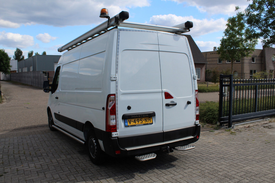 Renault Master T35 2.3 dCi 130PK Euro6 L2H2 ✓ airco ✓ imperiaal ✓ Trekhaak 2500KG