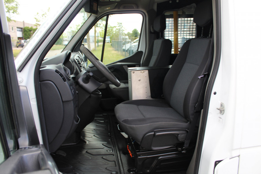Renault Master T35 2.3 dCi 130PK Euro6 L2H2 ✓ airco ✓ imperiaal ✓ Trekhaak 2500KG