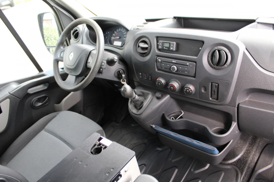 Renault Master T35 2.3 dCi 130PK Euro6 L2H2 ✓ airco ✓ imperiaal ✓ Trekhaak 2500KG
