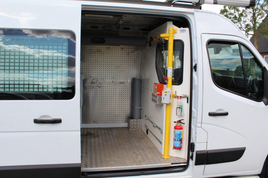 Renault Master T35 2.3 dCi 130PK Euro6 L2H2 ✓ airco ✓ imperiaal ✓ Trekhaak 2500KG