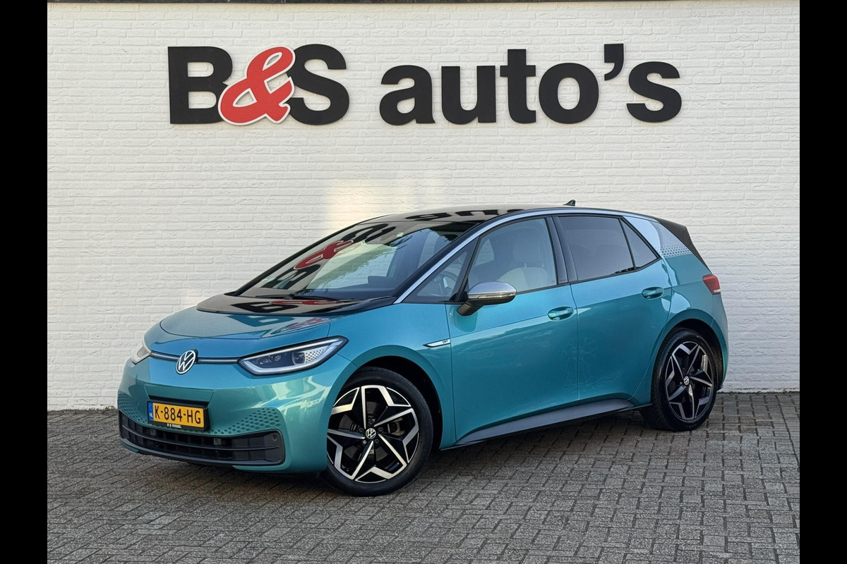 Volkswagen ID.3 First Plus 58 kWh Volle uitv. Camera Carplay Sfeer verl. Stoel en stuurverwarming Volkswagen ID.3 First Plus 58 kWh Volle uitv. Camera Carplay Sfeer verl. Stoel en stuurverwarming