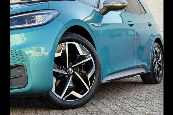 Volkswagen ID.3 First Plus 58 kWh Volle uitv. Camera Carplay Sfeer verl. Stoel en stuurverwarming