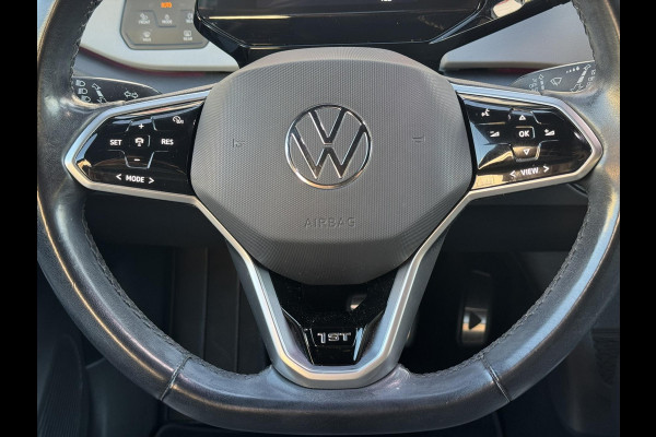 Volkswagen ID.3 First Plus 58 kWh Volle uitv. Camera Carplay Sfeer verl. Stoel en stuurverwarming