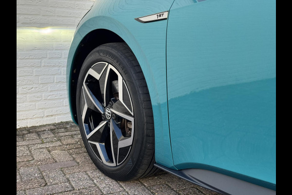 Volkswagen ID.3 First Plus 58 kWh Volle uitv. Camera Carplay Sfeer verl. Stoel en stuurverwarming