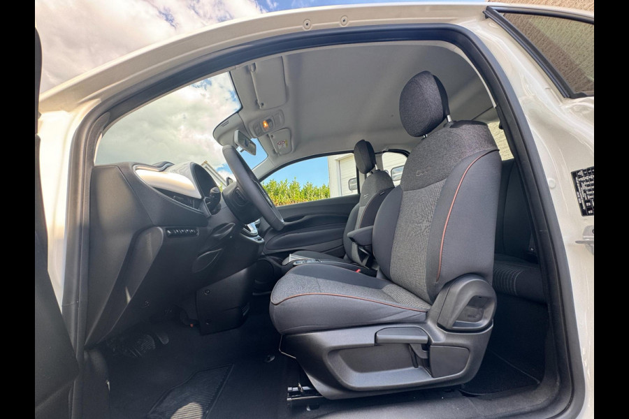 Fiat 500 Icon 42 kWh PDC / CARPLAY / NAVIGATIE / 2x LAADKABELS / CRUISE CONTROL / LMV / WEINIG KM'S / CLIMA