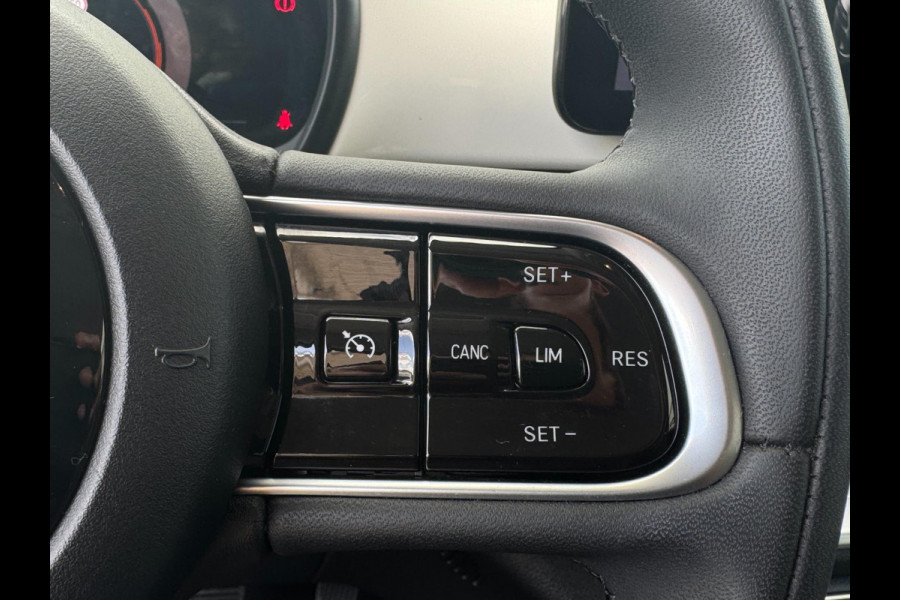 Fiat 500 Icon 42 kWh PDC / CARPLAY / NAVIGATIE / 2x LAADKABELS / CRUISE CONTROL / LMV / WEINIG KM'S / CLIMA