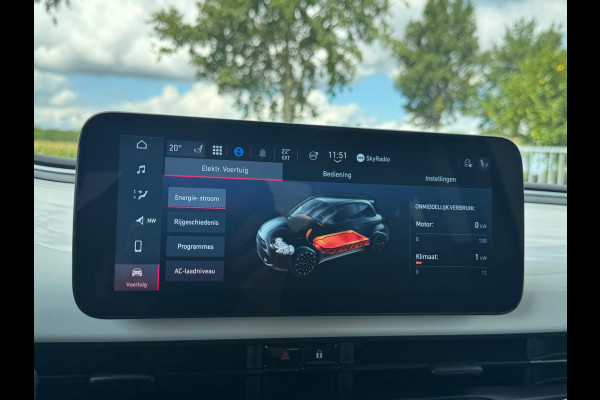 Fiat 500 Icon 42 kWh PDC / CARPLAY / NAVIGATIE / 2x LAADKABELS / CRUISE CONTROL / LMV / WEINIG KM'S / CLIMA