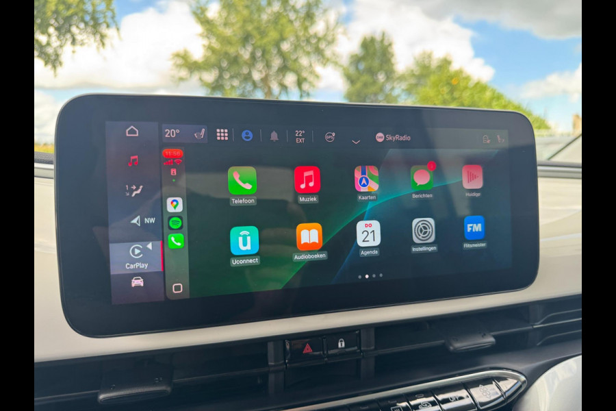Fiat 500 Icon 42 kWh PDC / CARPLAY / NAVIGATIE / 2x LAADKABELS / CRUISE CONTROL / LMV / WEINIG KM'S / CLIMA