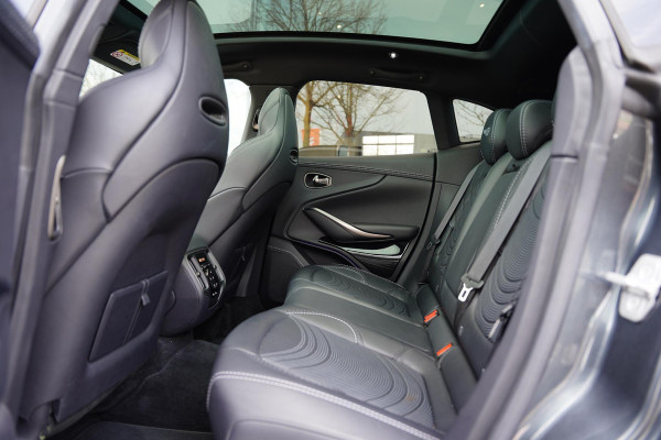 Aston Martin Dbx 4.0 V8 2022 Panoramadak 23 Inch
