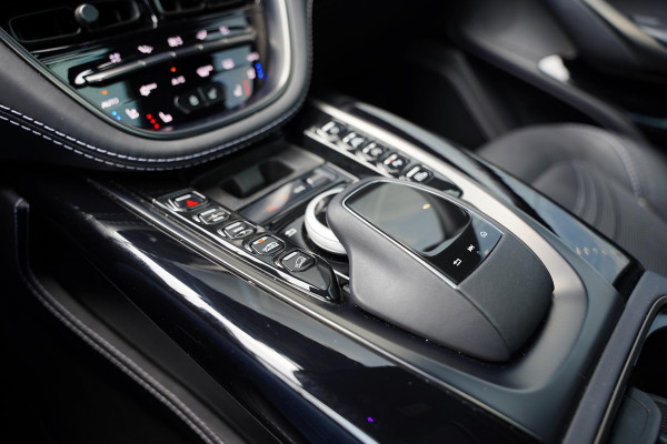 Aston Martin Dbx 4.0 V8 2022 Panoramadak 23 Inch