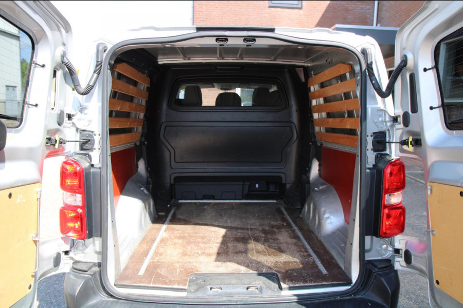 Citroën Jumpy 2.0 BlueHDI 122PK Business L3H1 DC / 5 pers / Dubbel cabine / Trekhaak / Navi