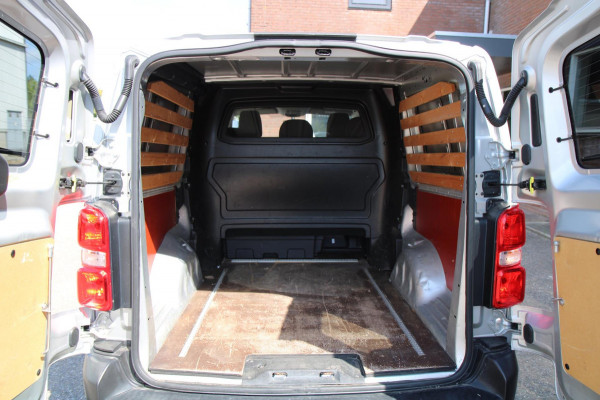 Citroën Jumpy 2.0 BlueHDI 122PK Business L3H1 DC / 5 pers / Dubbel cabine / Trekhaak / Navi