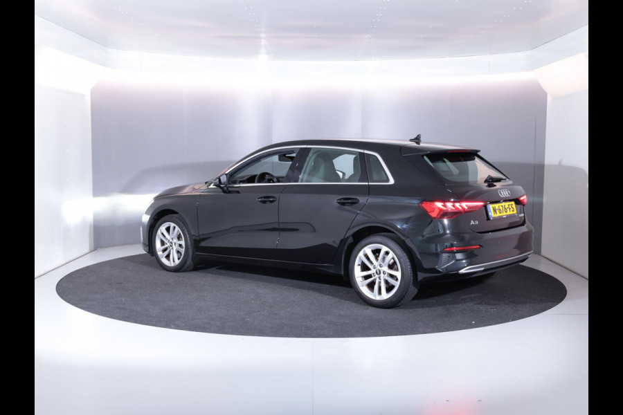 Audi A3 Sportback 30 TFSI Attitude 110 pk S-tronic | Navigatie | Parkeersensoren achter | Autom. airco | Apple Carplay/Android Auto | LED koplampen |