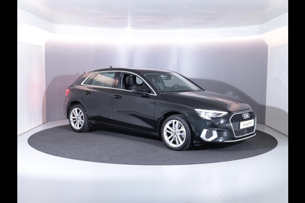 Audi A3 Sportback 30 TFSI Attitude 110 pk S-tronic | Navigatie | Parkeersensoren achter | Autom. airco | Apple Carplay/Android Auto | LED koplampen |