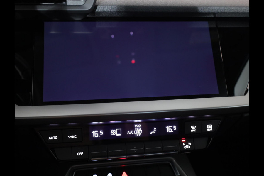 Audi A3 Sportback 30 TFSI Attitude 110 pk S-tronic | Navigatie | Parkeersensoren achter | Autom. airco | Apple Carplay/Android Auto | LED koplampen |