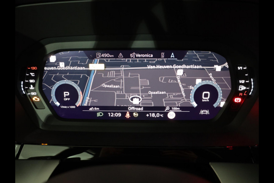 Audi A3 Sportback 30 TFSI Attitude 110 pk S-tronic | Navigatie | Parkeersensoren achter | Autom. airco | Apple Carplay/Android Auto | LED koplampen |