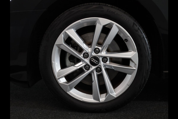 Audi A3 Sportback 30 TFSI Attitude 110 pk S-tronic | Navigatie | Parkeersensoren achter | Autom. airco | Apple Carplay/Android Auto | LED koplampen |