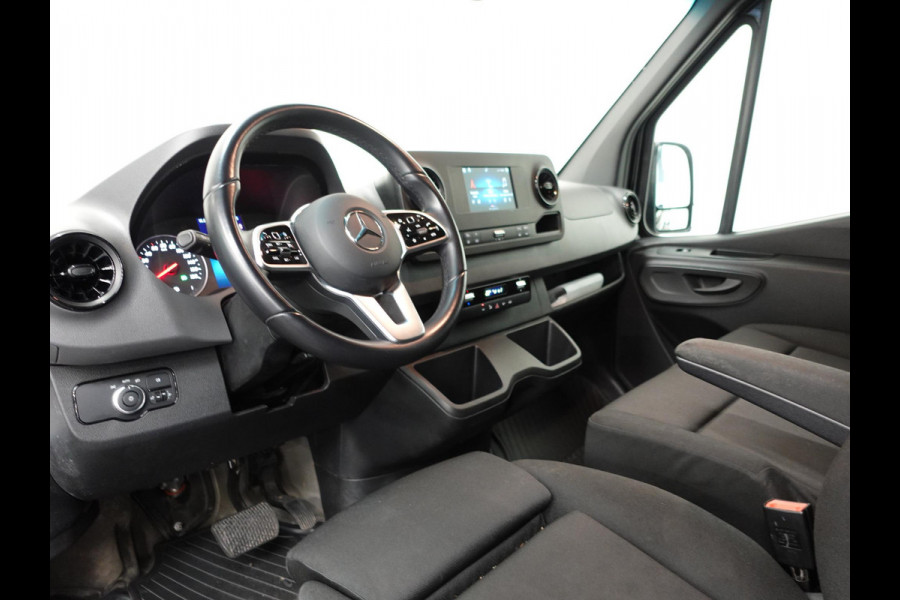 Mercedes-Benz Sprinter L2H2 Automaat Airco Cruise Navi Camera Parkeersensoren Sidebars Carplay