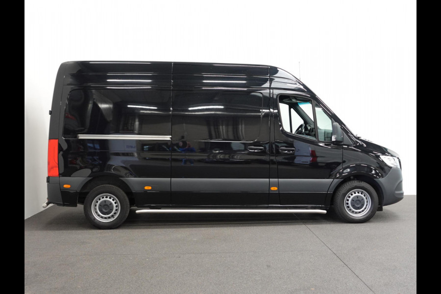 Mercedes-Benz Sprinter L2H2 Automaat Airco Cruise Navi Camera Parkeersensoren Sidebars Carplay