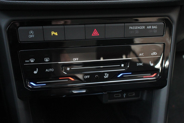 Volkswagen T-Cross 1.0 TSI DSG Life | Navigatie | Adaptive Cruise Control | Lane/Side Assist | Camera | Lichtmetalen Velgen | DAB | Stoelverwarming |