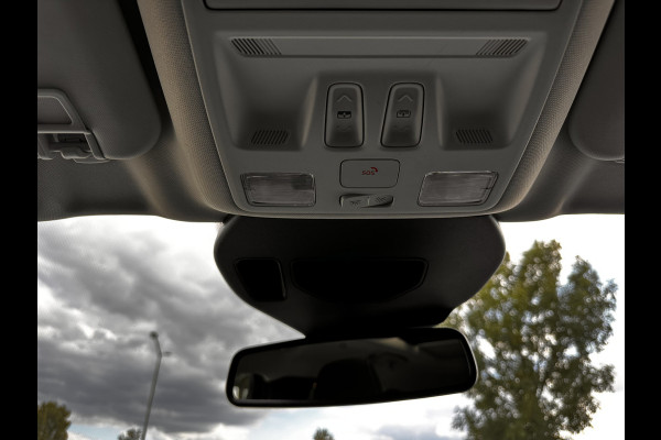 Ford Kuga 2.5 PHEV Titanium | Pano | Trekhaak 1500kg | Adaptive CC | Climate | Navi | All season banden | occasion