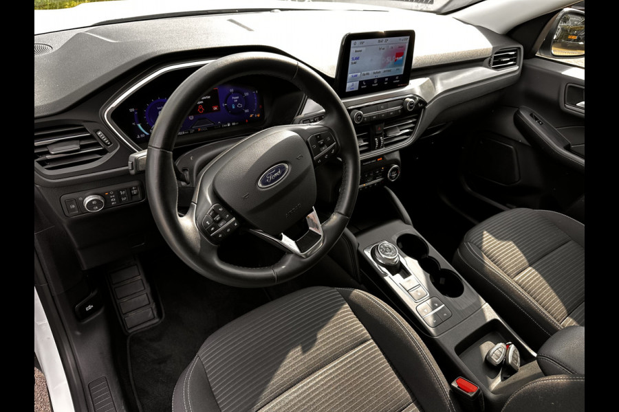 Ford Kuga 2.5 PHEV Titanium | Pano | Trekhaak 1500kg | Adaptive CC | Climate | Navi | All season banden | occasion