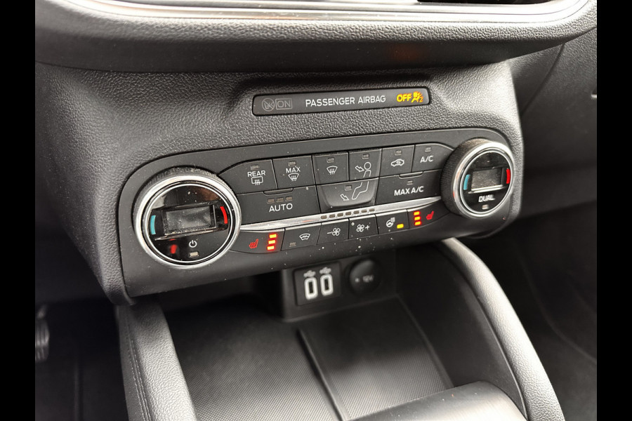 Ford Kuga 2.5 PHEV Titanium | Pano | Trekhaak 1500kg | Adaptive CC | Climate | Navi | All season banden | occasion