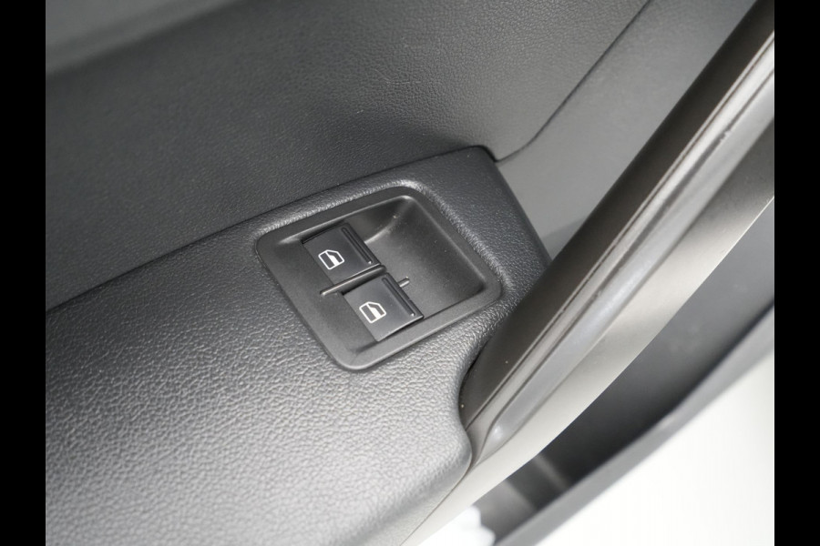 Volkswagen Caddy 2.0 TDI 102pk L2H1 BMT Maxi Trendline Navigatie Parkeersensors
