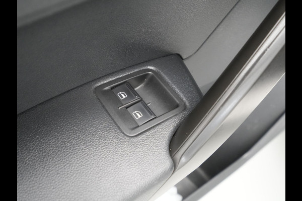 Volkswagen Caddy 2.0 TDI 102pk L2H1 BMT Maxi Trendline Navigatie Parkeersensors
