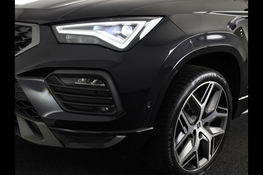 Seat Ateca FR Business Intense 1.5 TSI 150 pk Automaat (DSG) | Private lease vanaf 677,-- pm | Verlengde garantie | Navigatie | Parkeersensoren (Park assist) | Achteruitrijcamera | Adaptieve cruise control | Stoelverwarming |